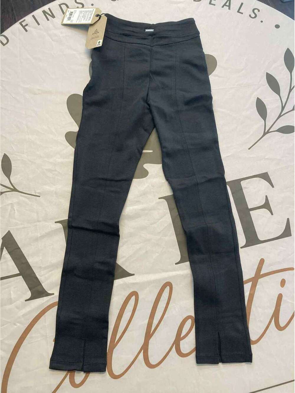 prAna Black Sustainable Leggings with Front Pockets and Stitch Detailing